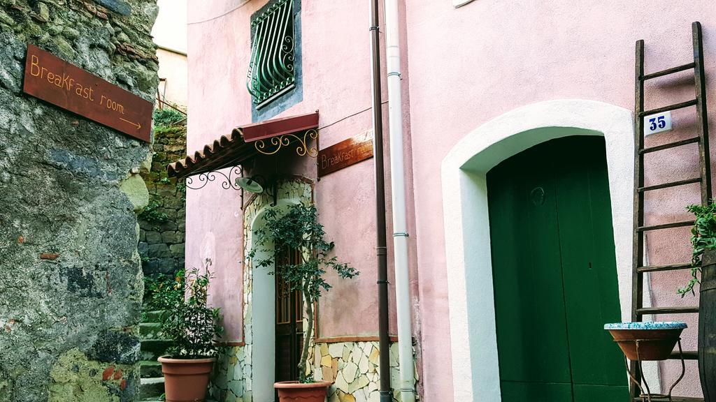 Albergo Diffuso Borgo Santa Caterina "Vintage" Кастильоне-ди-Сицилия Экстерьер фото